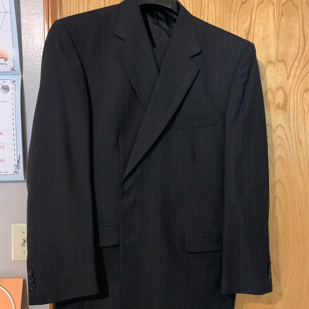 Men’s dress suit